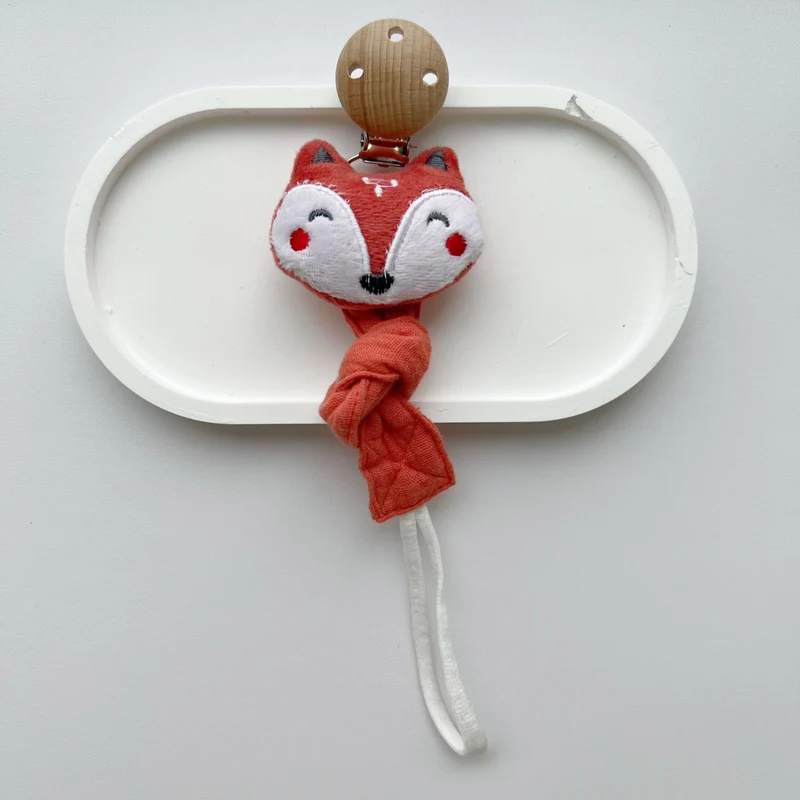 Holzclip Fuchs Plüsch Schnullerhalter mit geknotetem Musselinstreifen