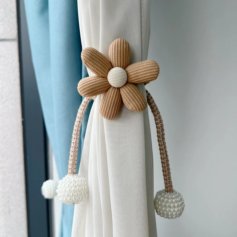 Dekorative Stoffblumen-Vorhanghalter mit geflochtenem Seil und Perlen-Pom-Pom-Gewichten