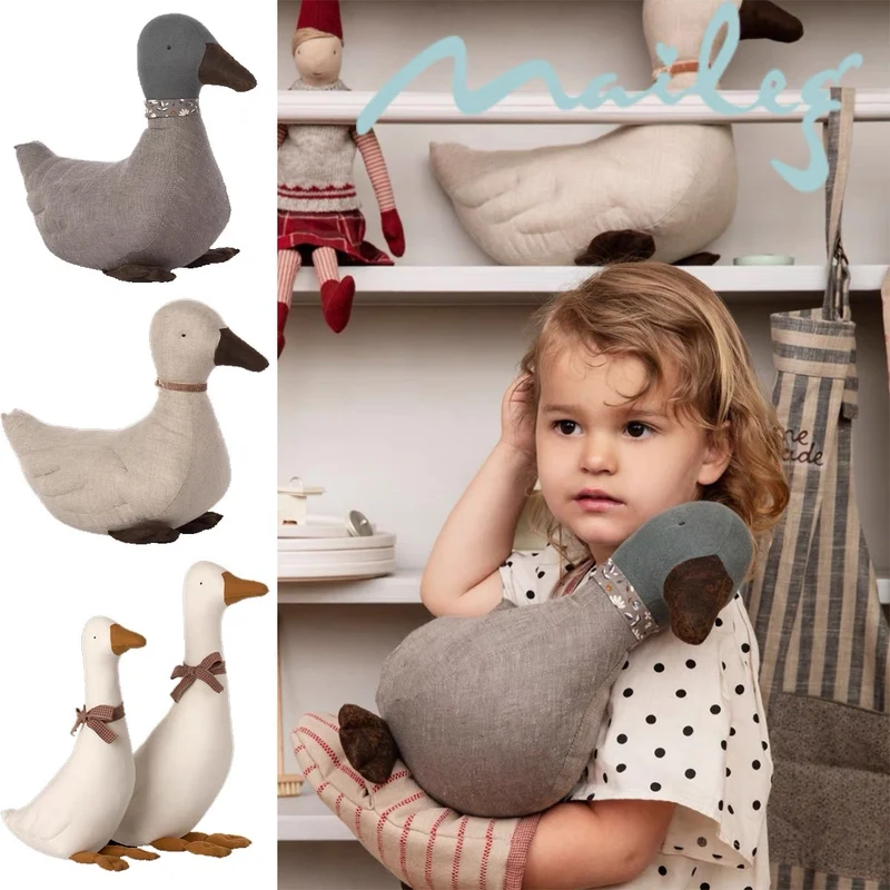 Handgemachte Leinen-Plüsch-Hasenpuppe mit Fliege und abnehmbaren Latzhosen