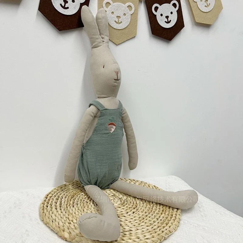 Handgemachte Leinen-Hase Weiche Stoffpuppe mit besticktem Latzkleid
