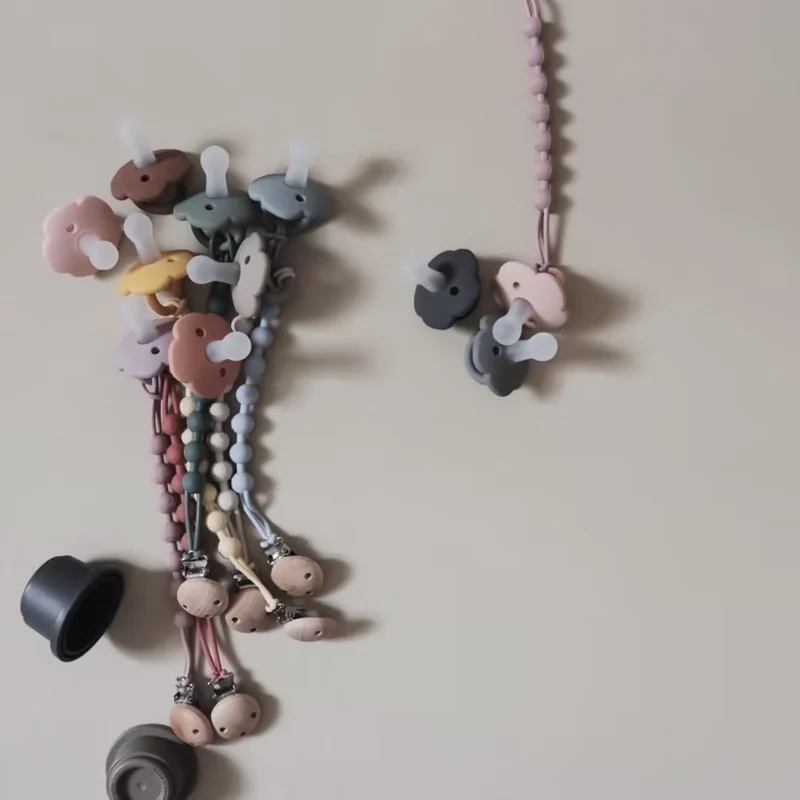 Silicone-Bead-Schnullerclip mit Holzhalter