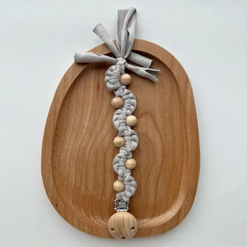 Makramee Boho Holzperlen Schnullerhalter Clip mit Metal Sicherheitsklemme