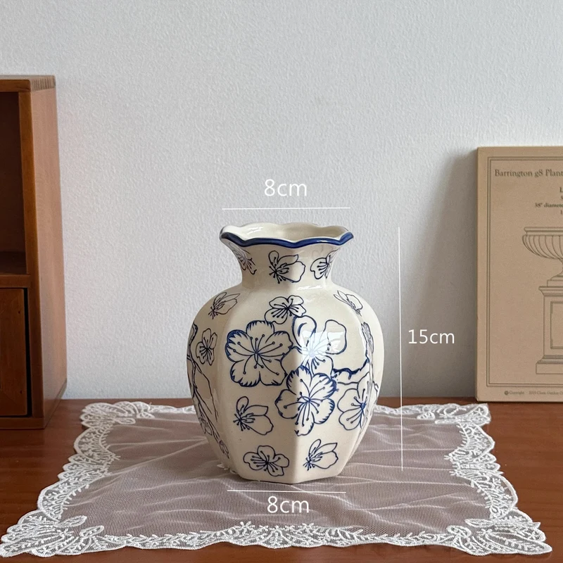 Blumeninspiriertes Dekoratives Keramikvase