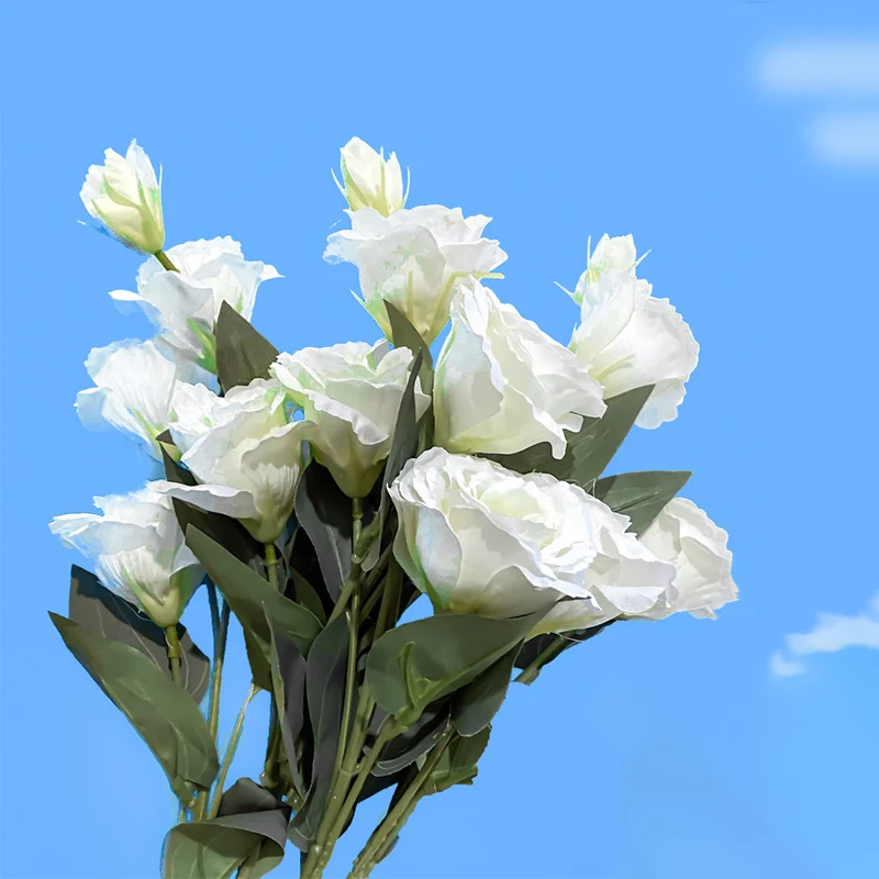 Realistischer Kunstrosen-Blütenstängel