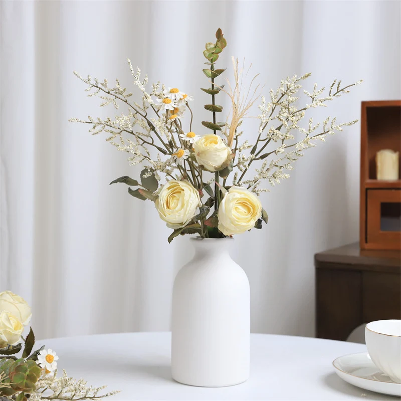 Elegante Blumenarrangement
