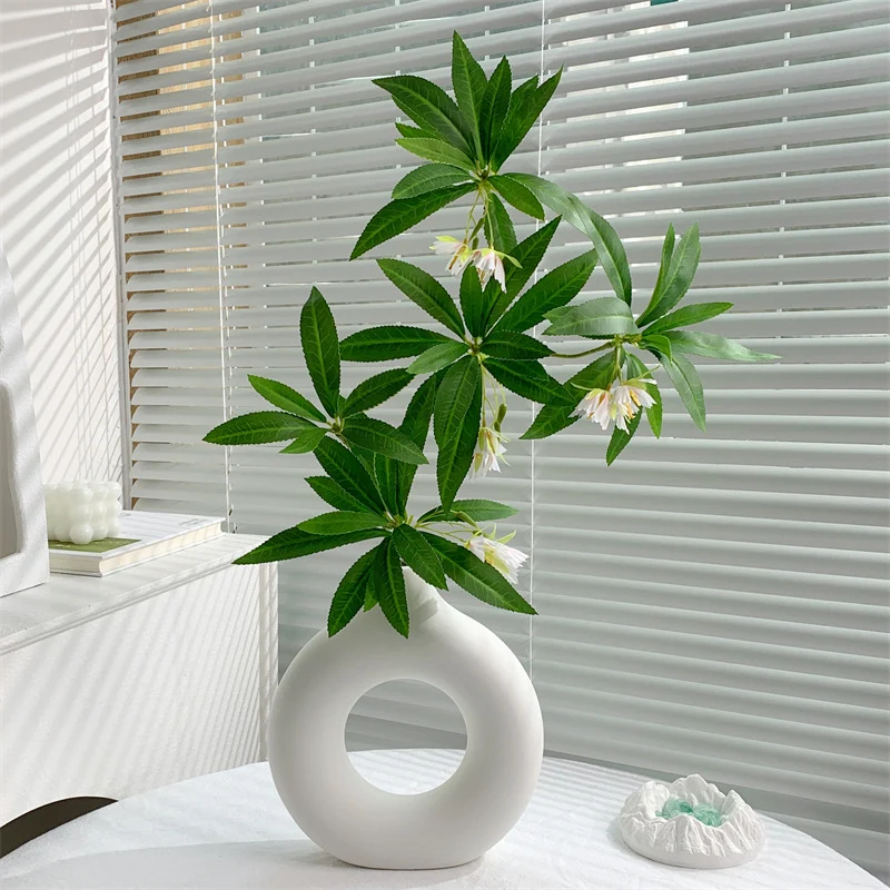 Moderner Minimalistischer Keramischer Blumenvasen