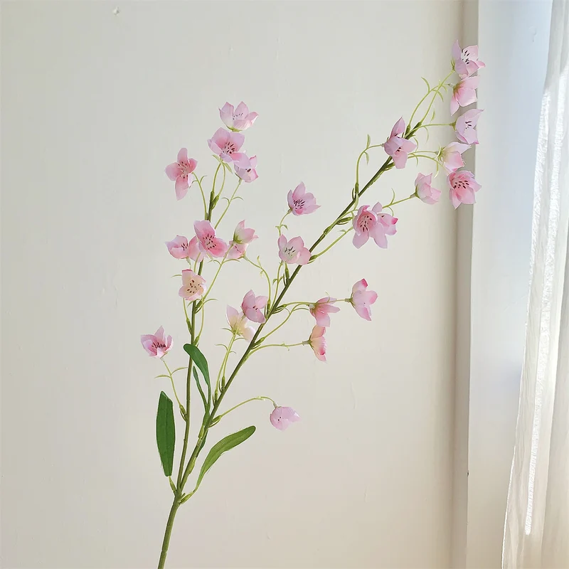 Künstlicher Blumenzweig