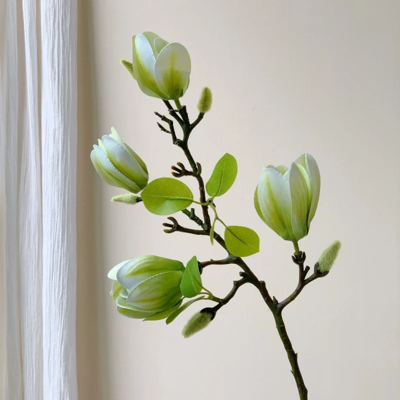 Dekorative Faux-Magnolienzweig