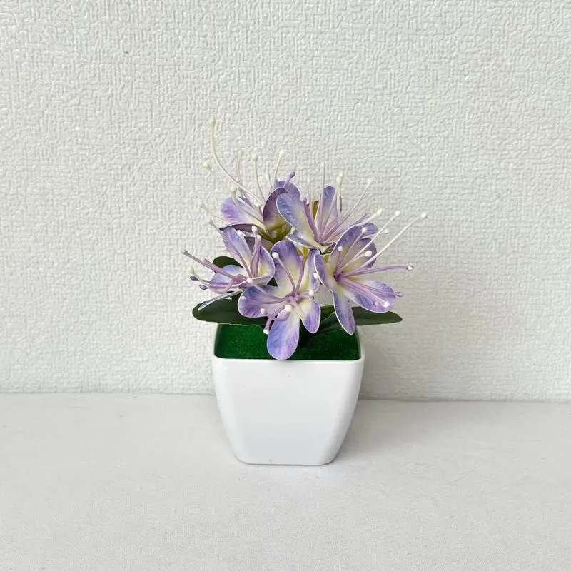 Lebensechte florale Tischmitte für die innere Wohnkultur