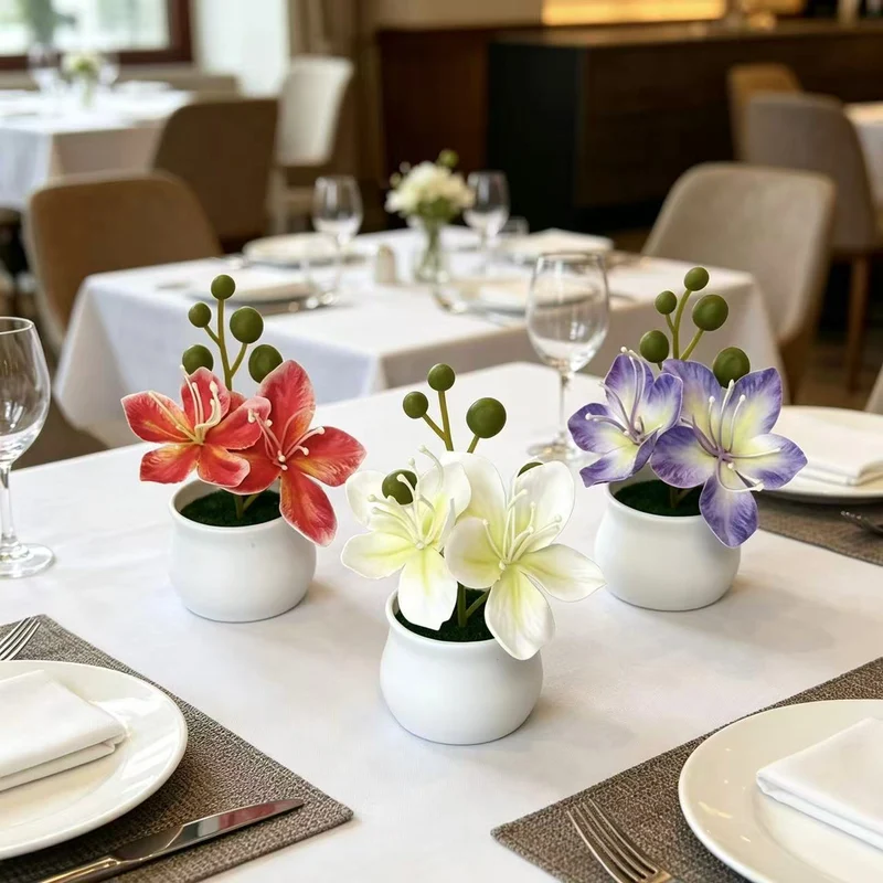 Elegantes Miniatur-Blumengesteck