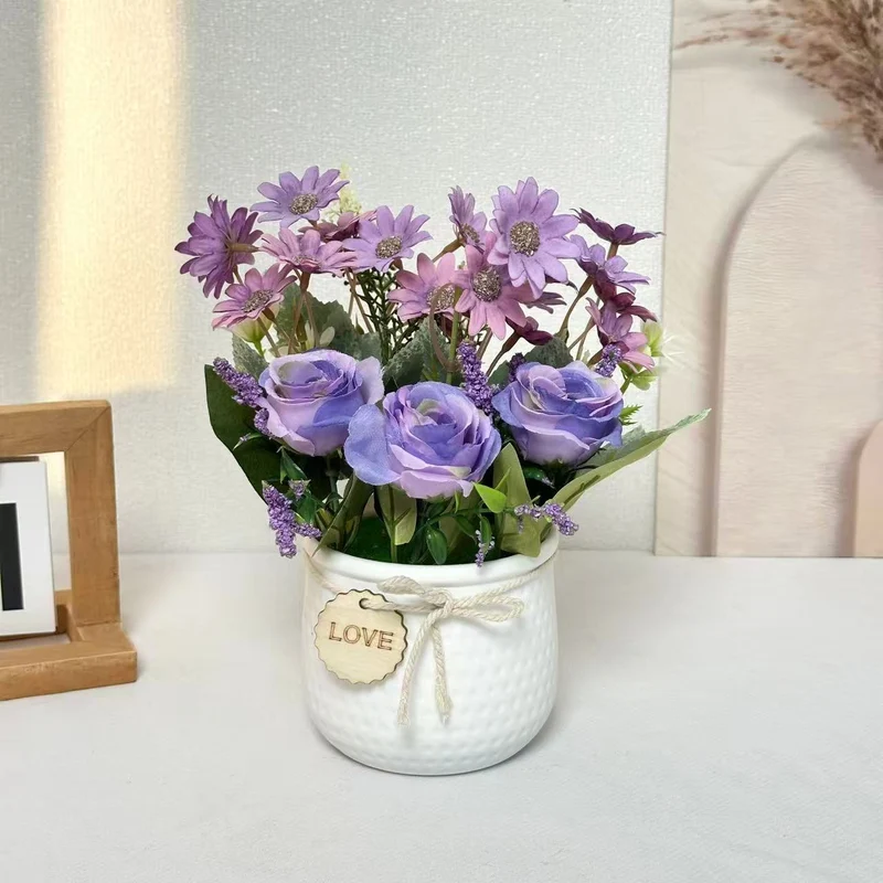 Elegante Blumenarrangement