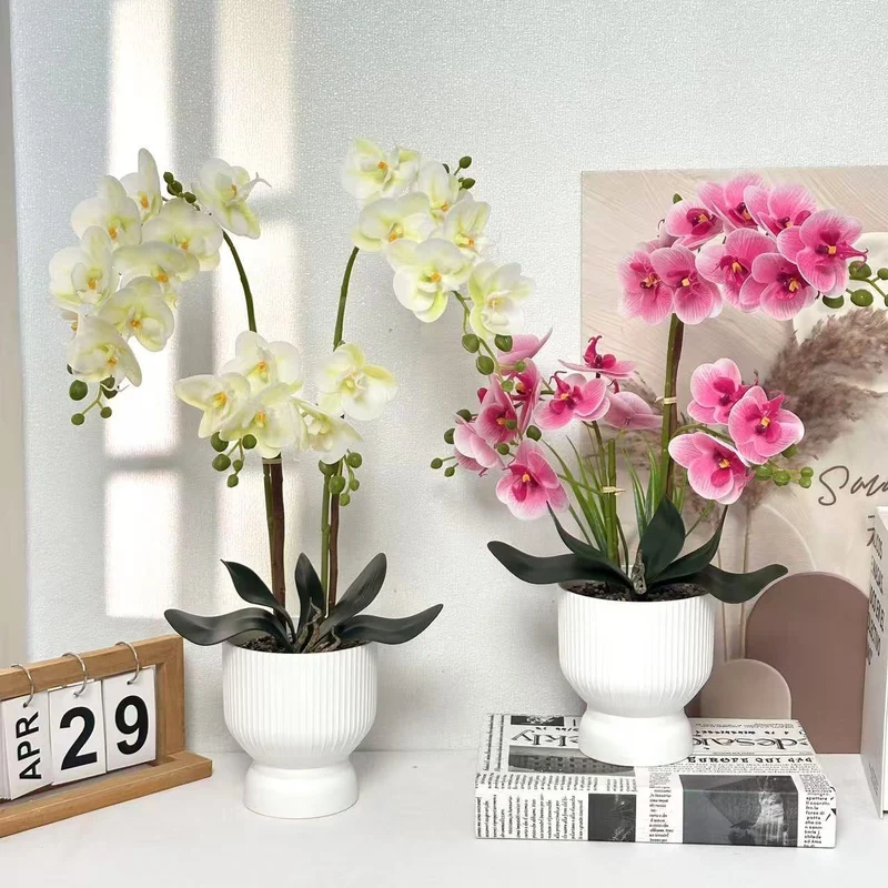 Elegante Künstliche Orchideen-Anordnung für dekorative Anzeige