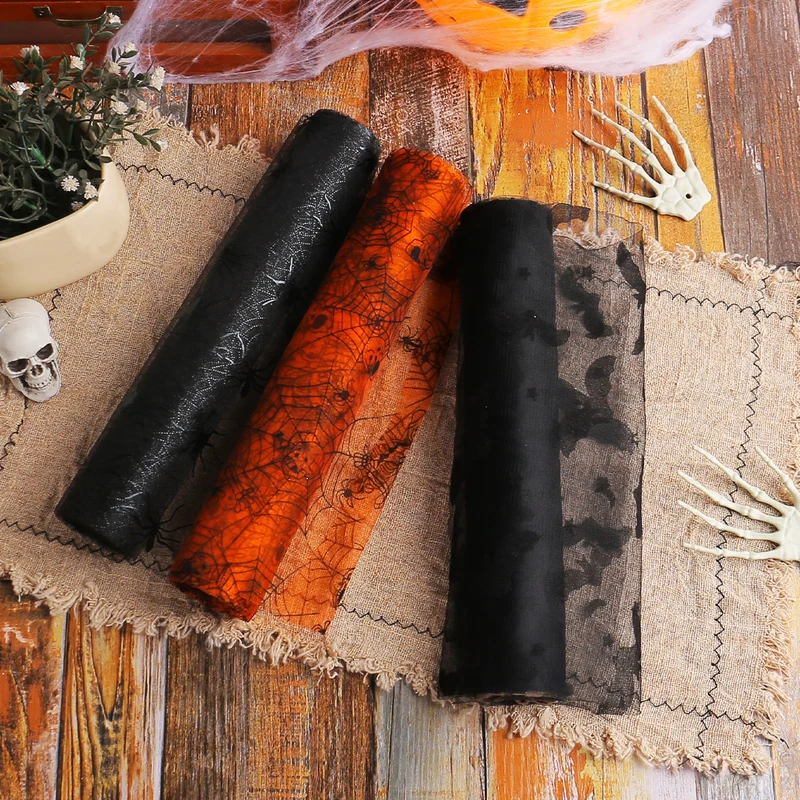Tüllrolle mit samtigem Flockdruck Fledermäuse für Halloween- und Partydekoration