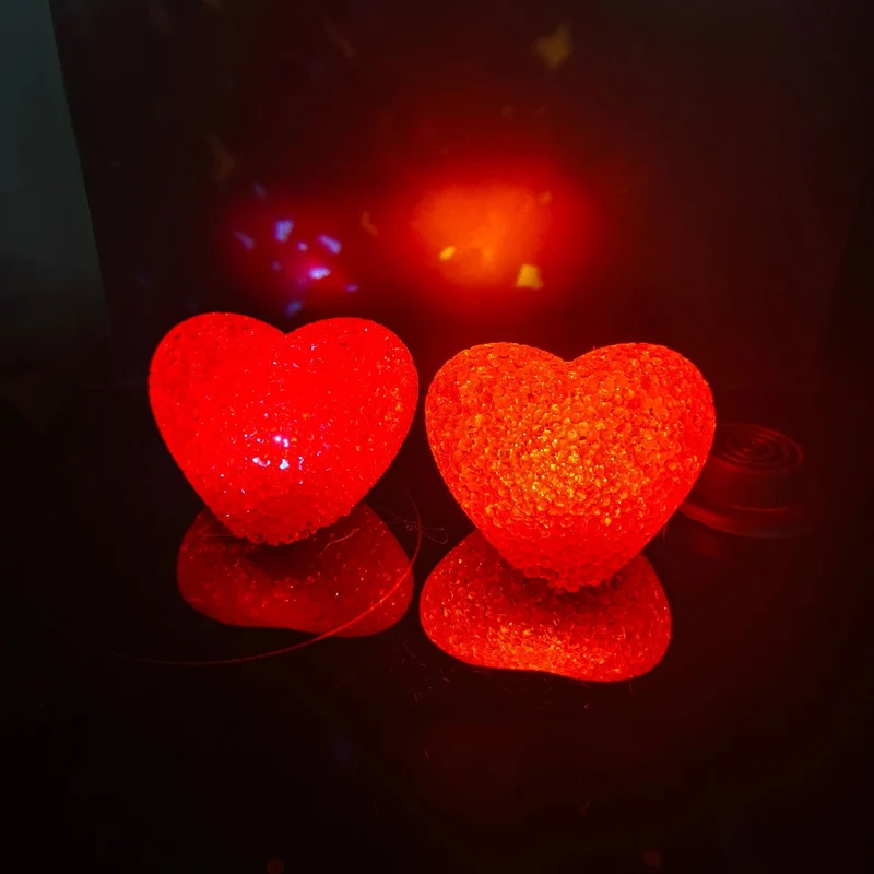 Herzförmiger Dekorationsgegenstand