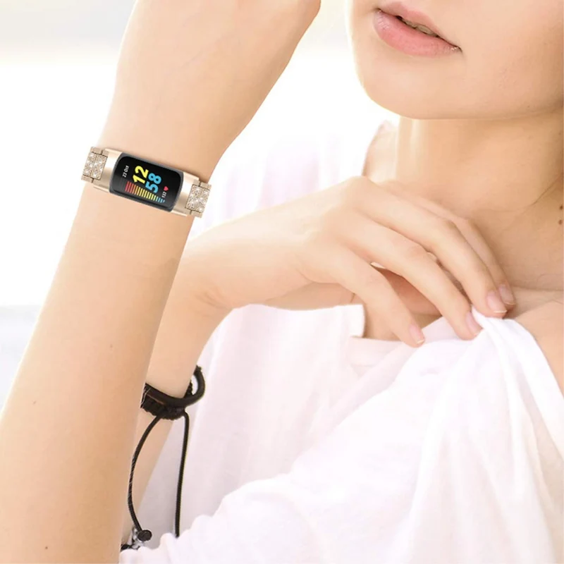 Dauerhaft Fitbit Charge 5 Metall und Strass armband