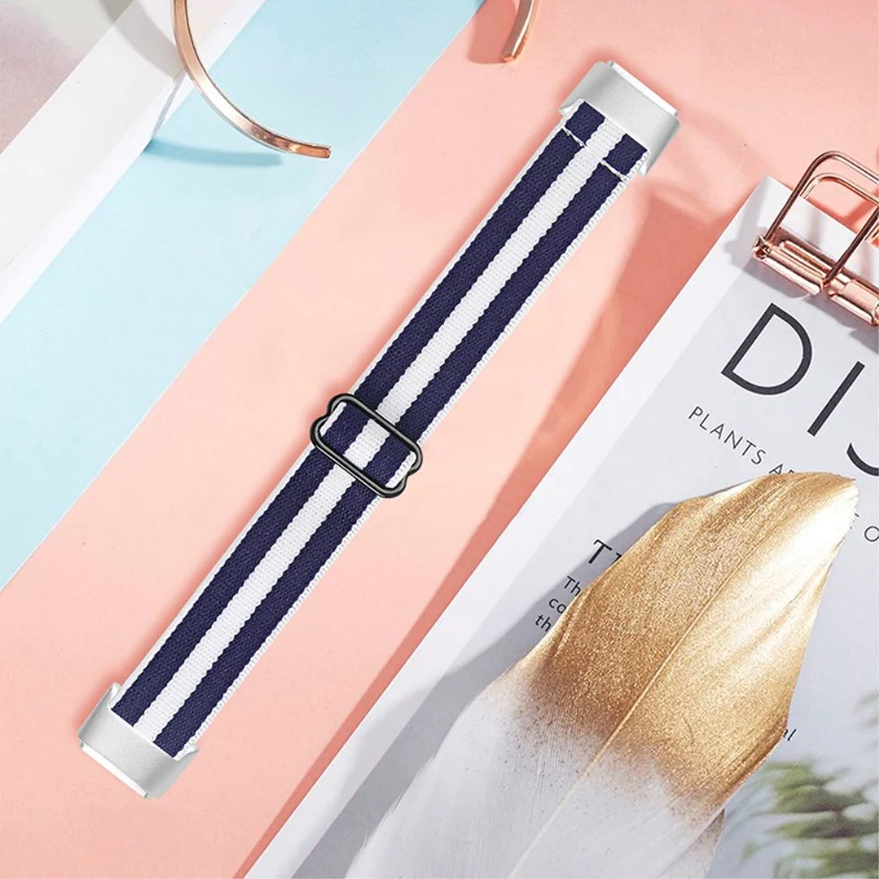 Super gut Fitbit Luxe Textil / Nylon armband