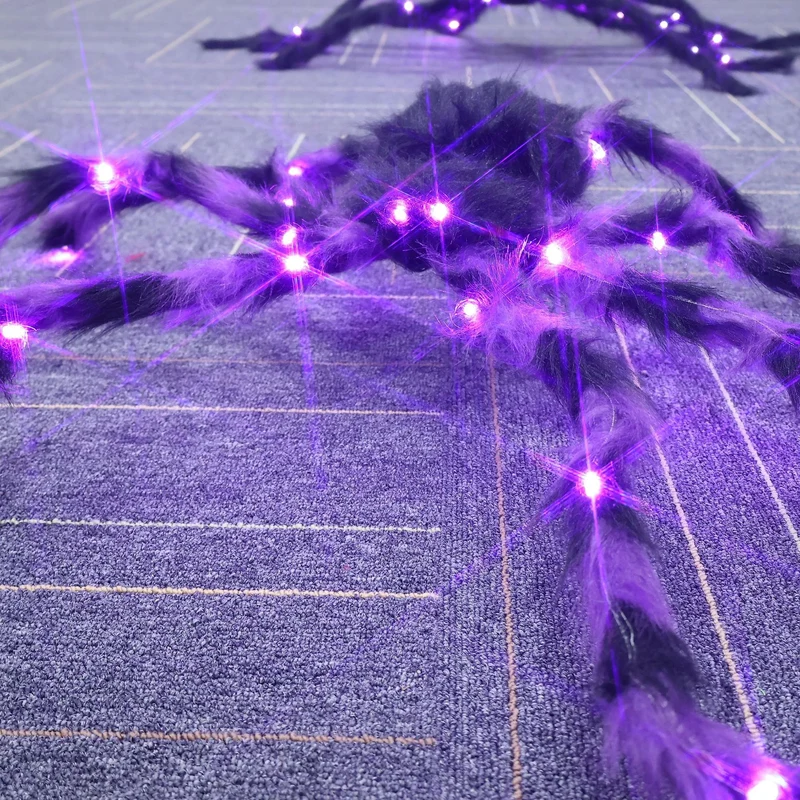 Gruselige Halloween Spinnen Dekoration mit LED-Beleuchtung