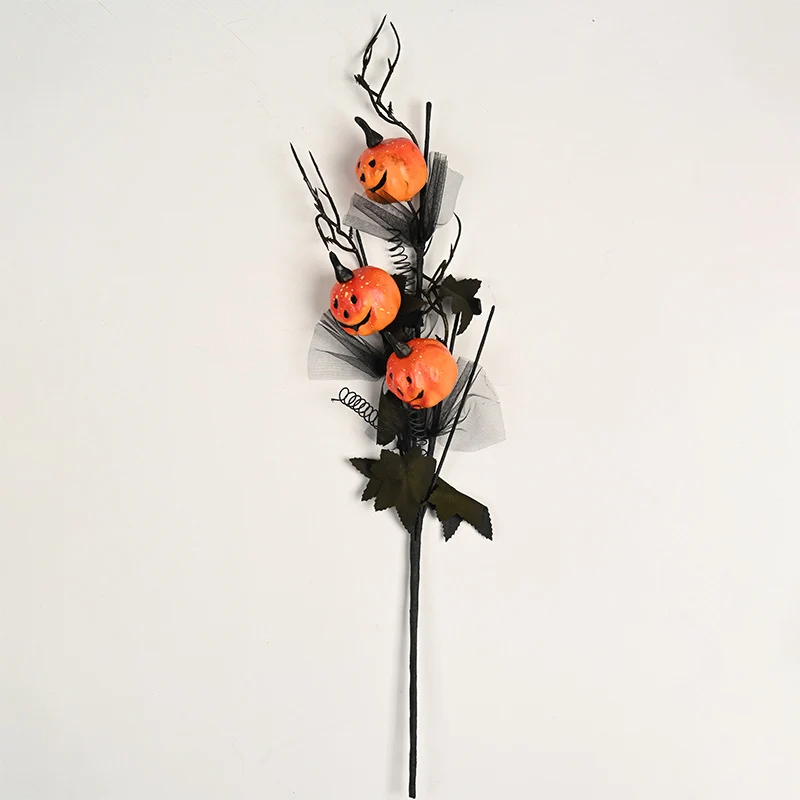Gruselige Halloween Dekoration mit Augen und Glitzer