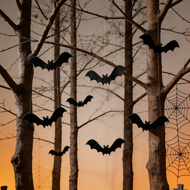 Wanddekoration mit Halloween Fledermäusen