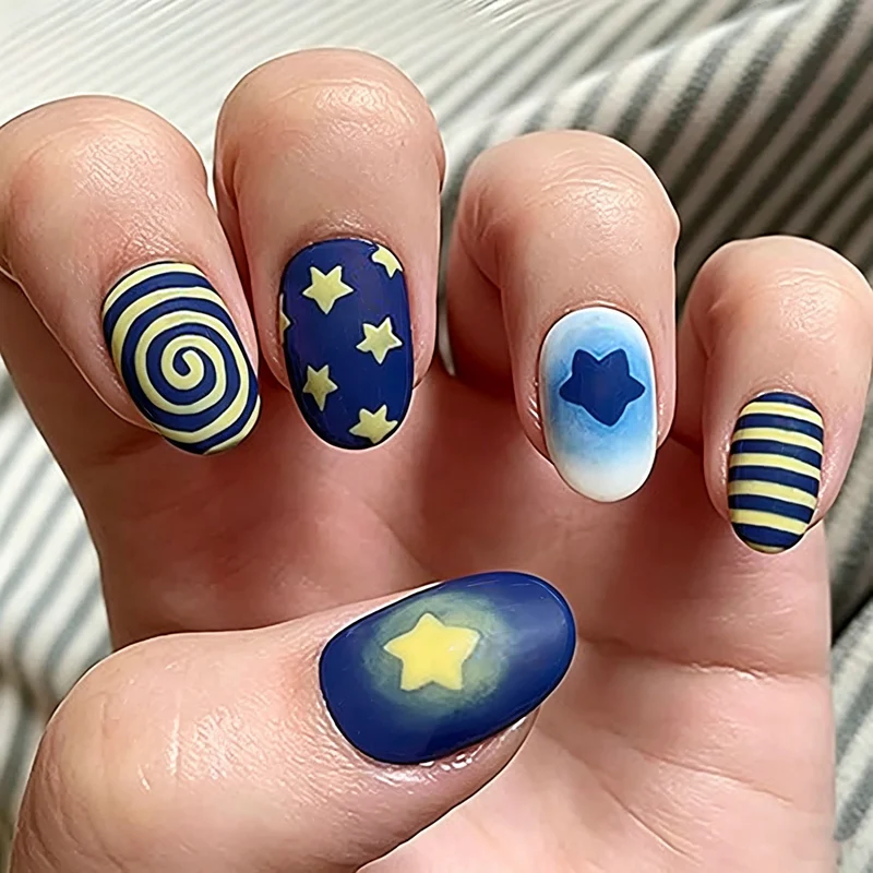 Verspielt Themen Nagelklebekunst Set