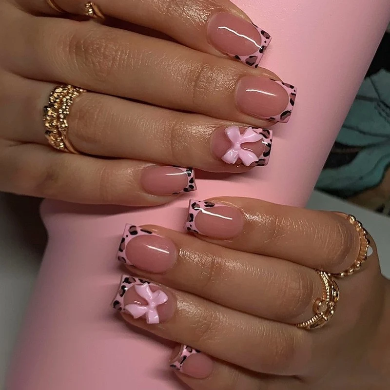 Leopard-Print Press-On Nail Art Set mit Details