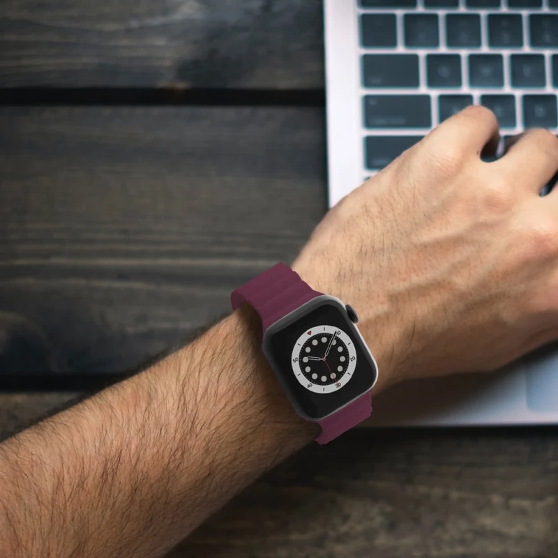 Sehr cool Apple Watch Series 7 41mm Silikon / TPU armband