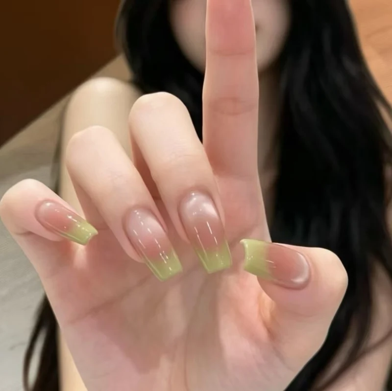 Ombre Acryl Nagelerweiterungen