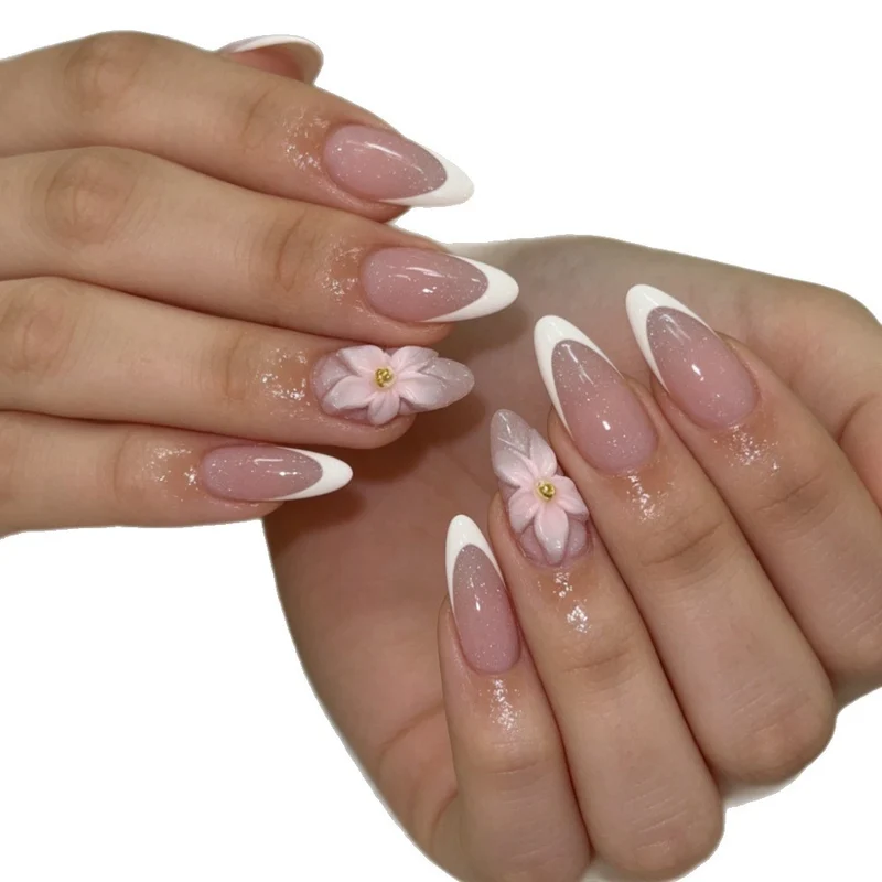 Florales Design Stiletto Nagelverbesserungen