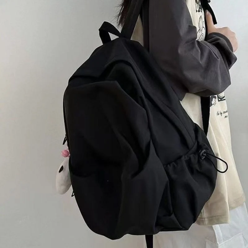 Vielseitiger leichter Alltagsrucksack Karnz
