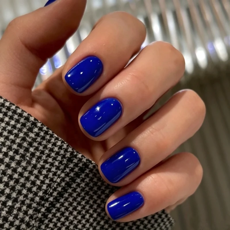 Festliche saisonale Nagelkunstverschönerungen