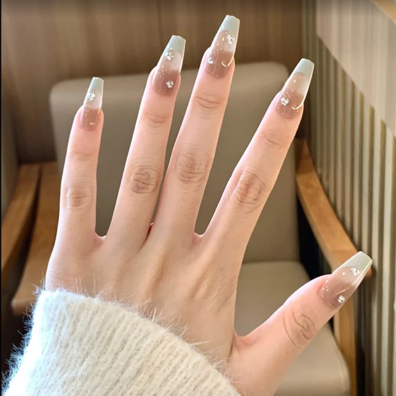 Premium Glänzende Quadratische Press-On Nagelverstärkungen