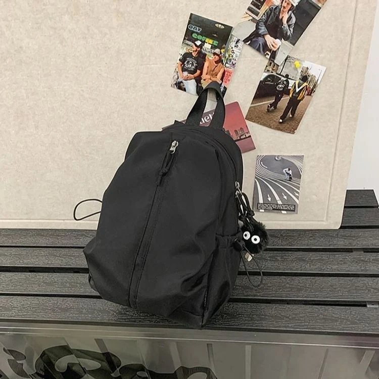 Moderner kompakter Reise-Rucksack Karnz