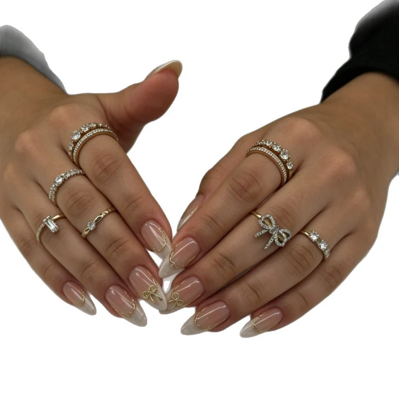 Elegantes Stiletto-Nägel-Kunst-Set