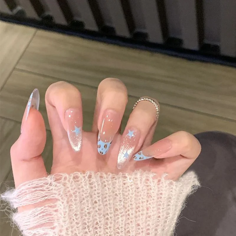 Elegante Stiletto-Nagelkunst-Verstärkungen