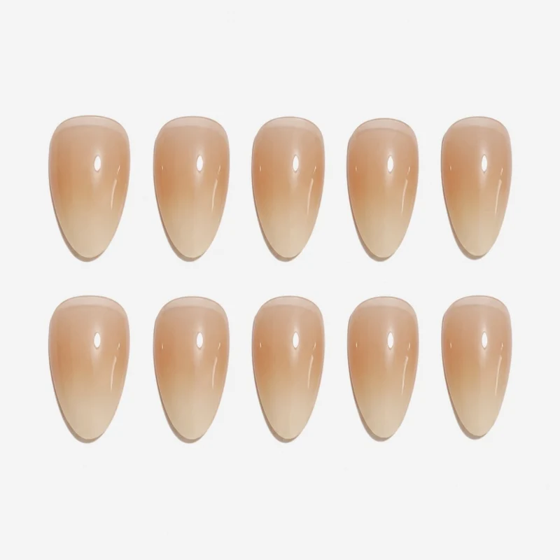 Elegante Stiletto-Gel-Nagelverlängerungen