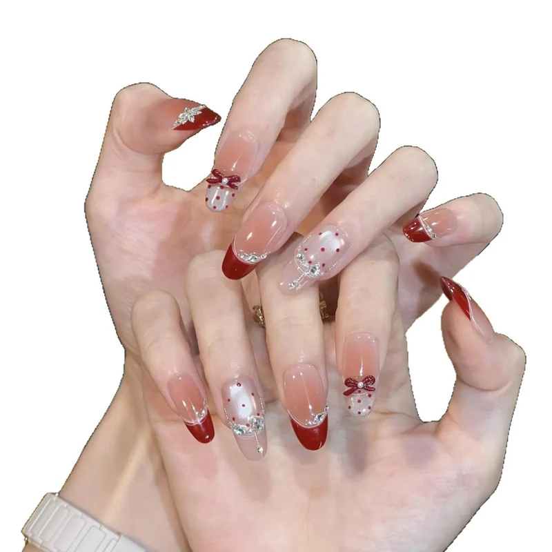 Verspielte tierische Press-On Nagelkunst