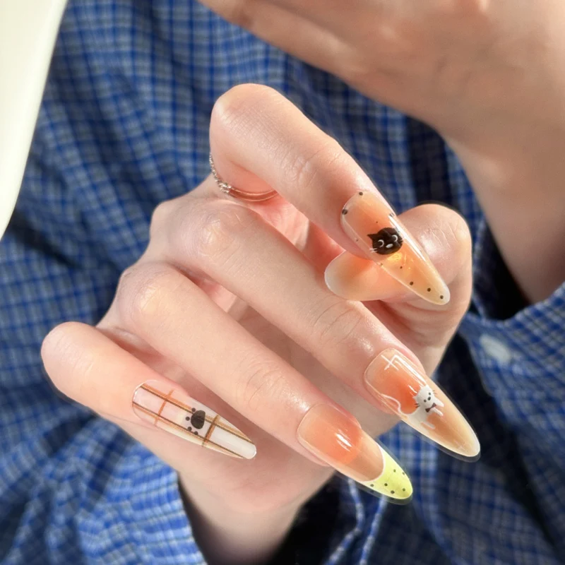 Dekorativer Nagelkunst-Kit