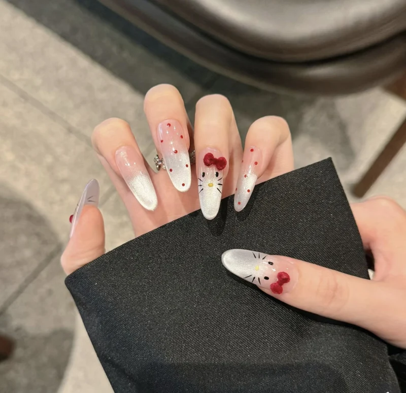Dekorativer Nagelkunst-Kit