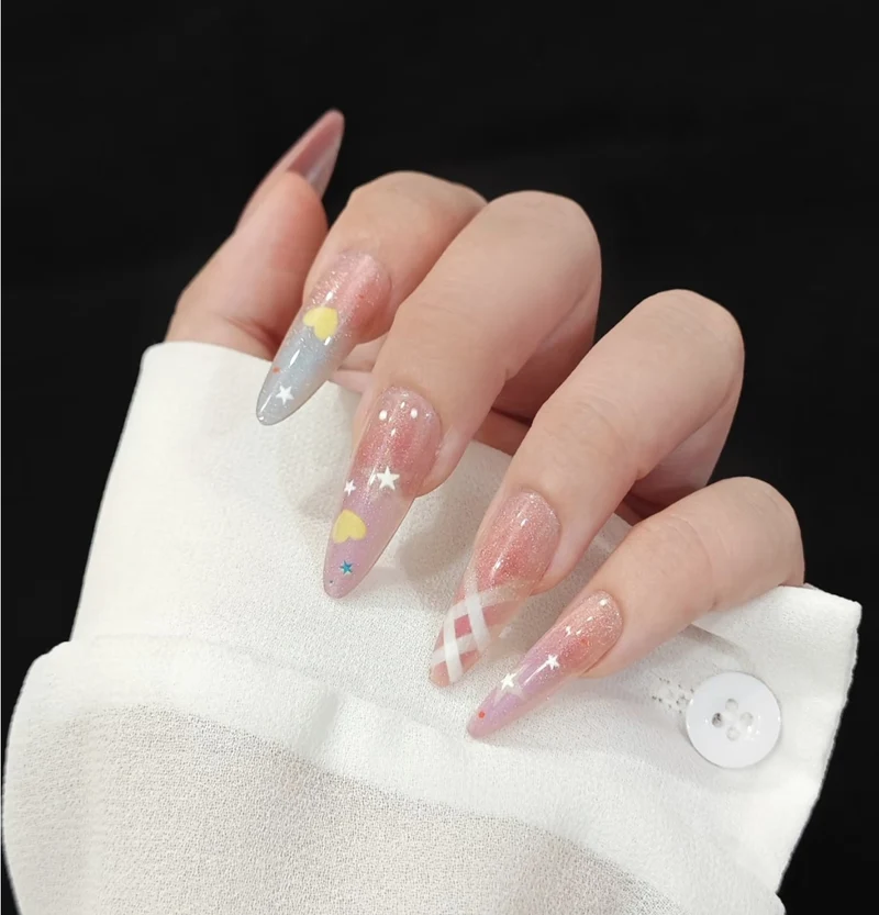 Dekorative Nagelkunst Verbesserungen