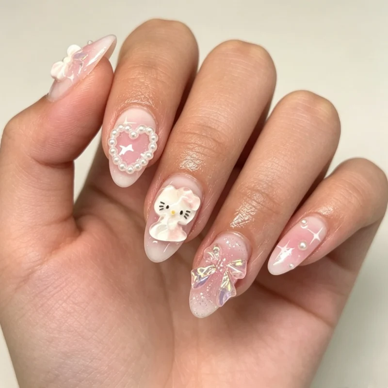 Dekorative 3D Nagelkunst-Erweiterungen