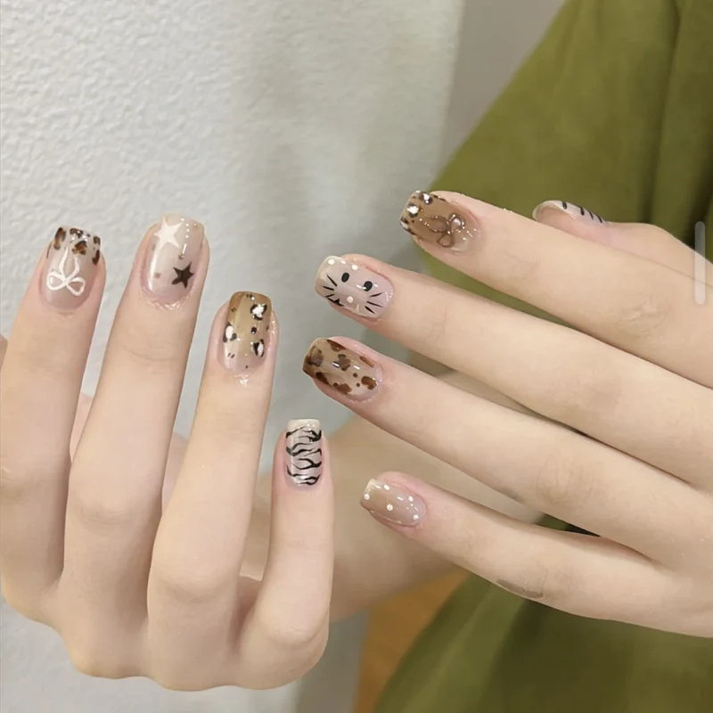 Dekorative 3D Glitzer Stiletto Nagelverstärkungen