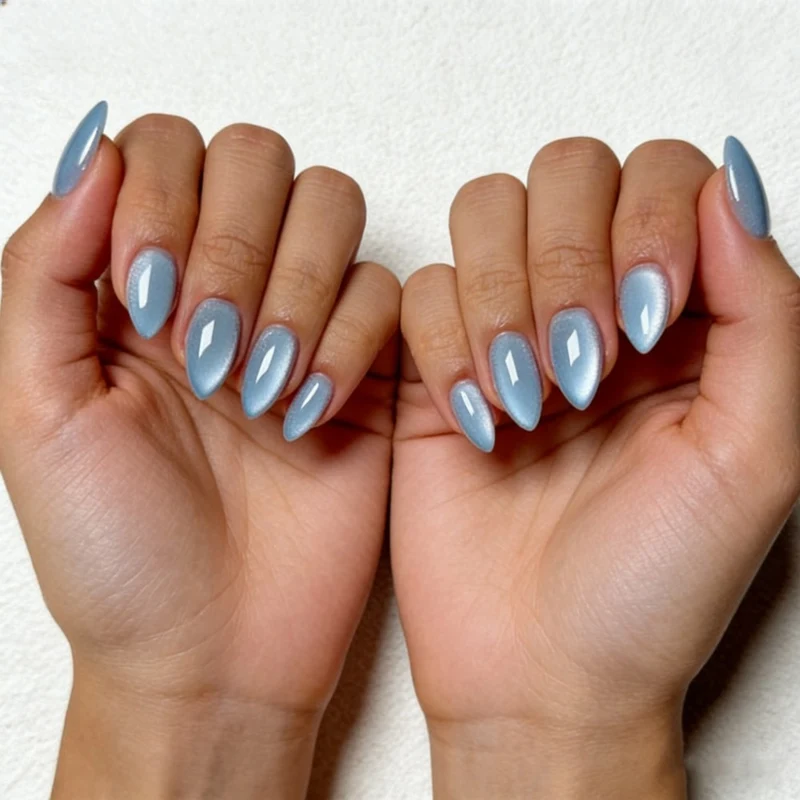 Elegante mandelförmige Nagelverzierungen