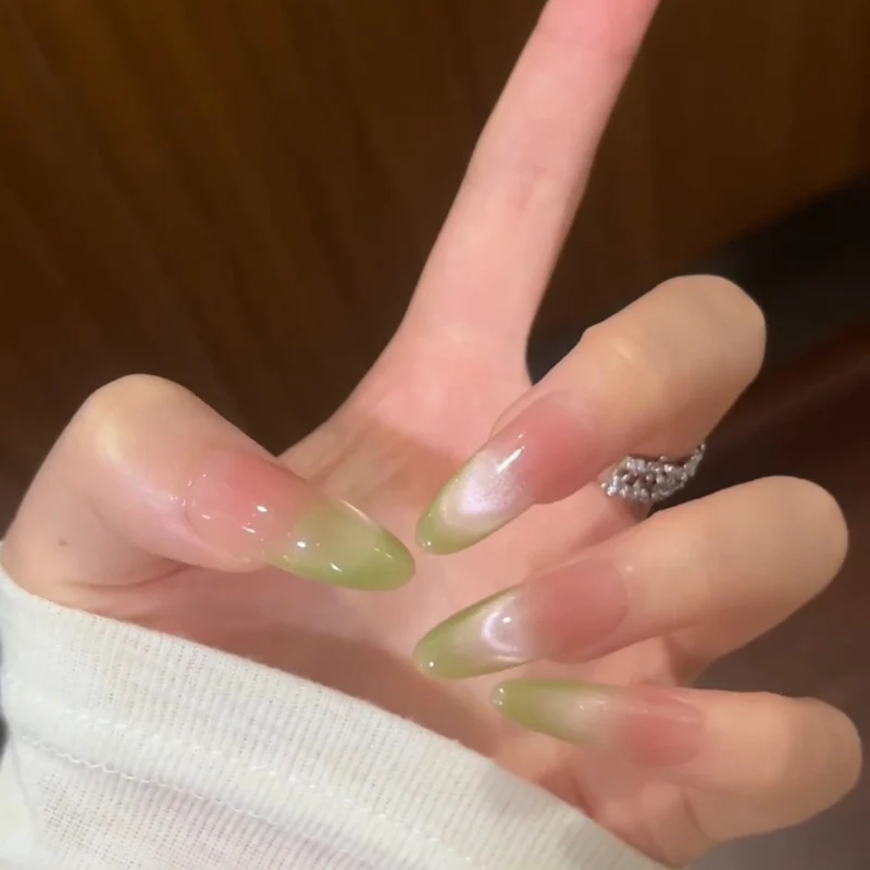Haltbare Gel-Nagelerweiterungen