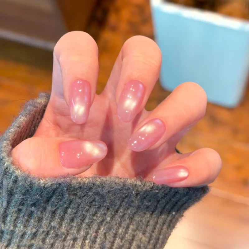 Glänzende Ombre Nagelverstärkungen