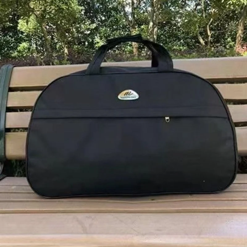 Geräumige Mehrzweck-Reisetasche Karnz