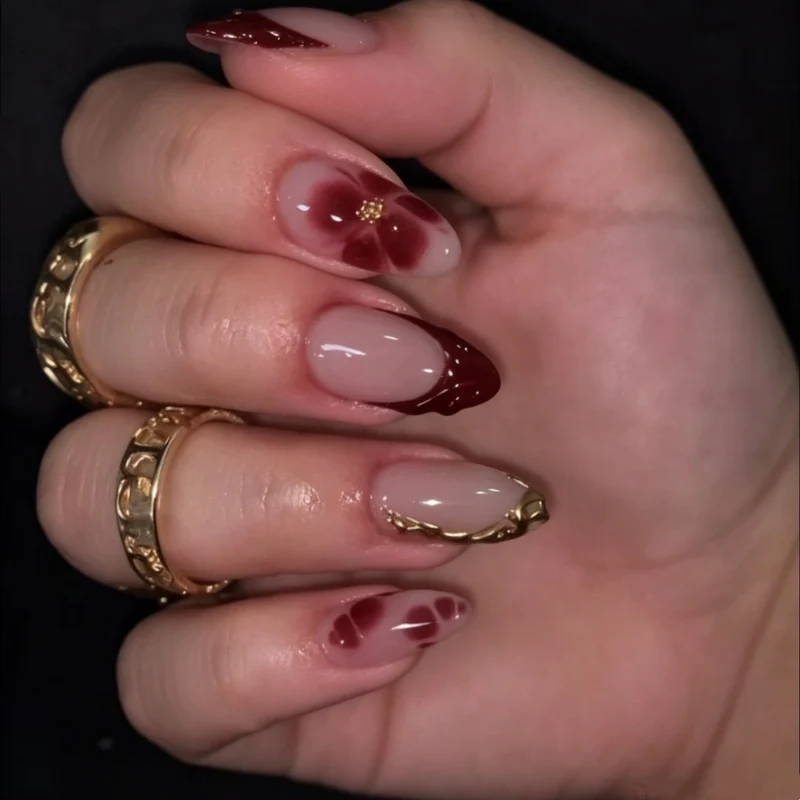 Chic Florale Nagelkunst Verlängerungen