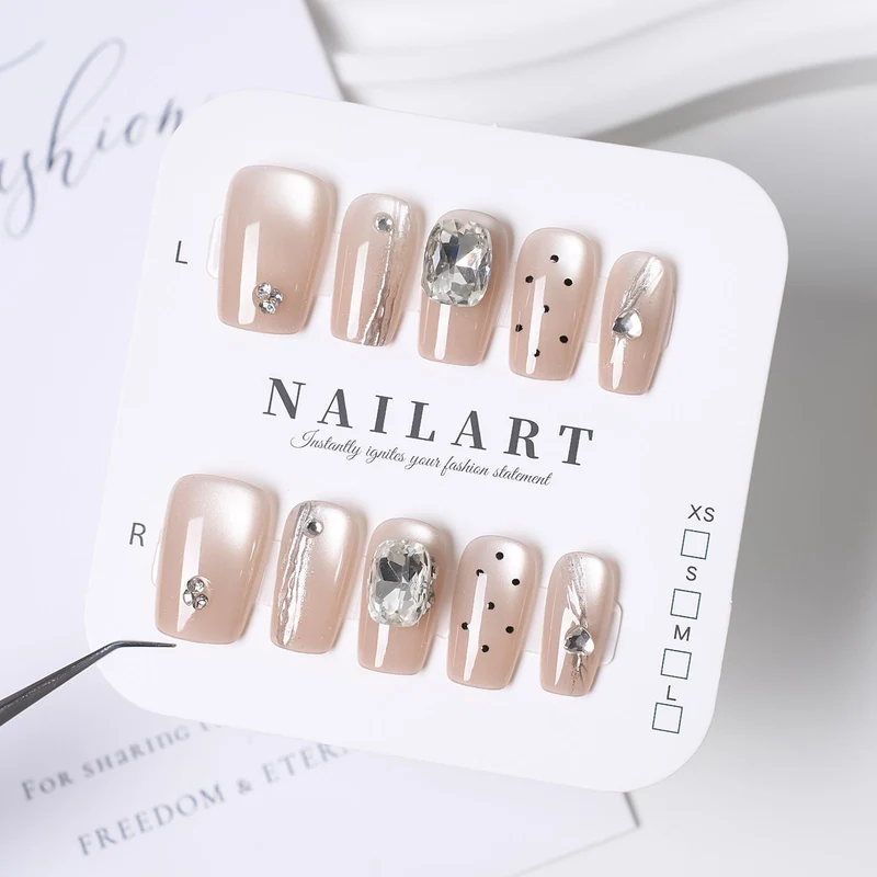 Schmetterling-inspirierte Stiletto Press-On Nägel