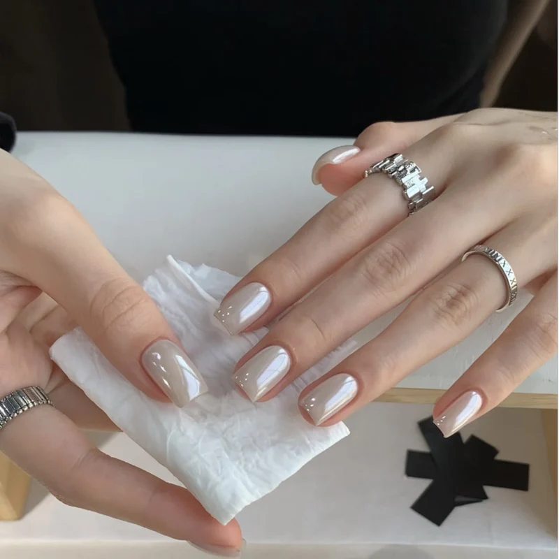 Ombre Gel-Nagelkunst-Verstärkungen 1790638638