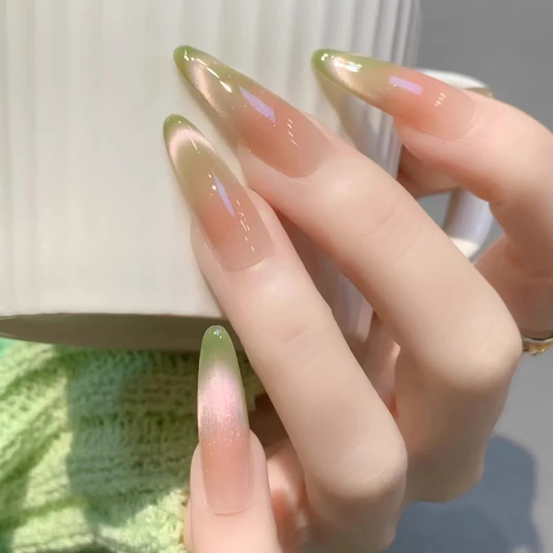 Ombre Gel-Nagelkunst-Verstärkungen 1790638638