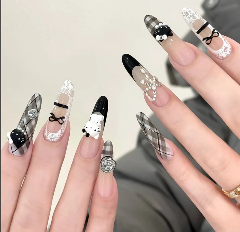 Elegantes Glänzendes Quadratisches Press-On Nagel Set